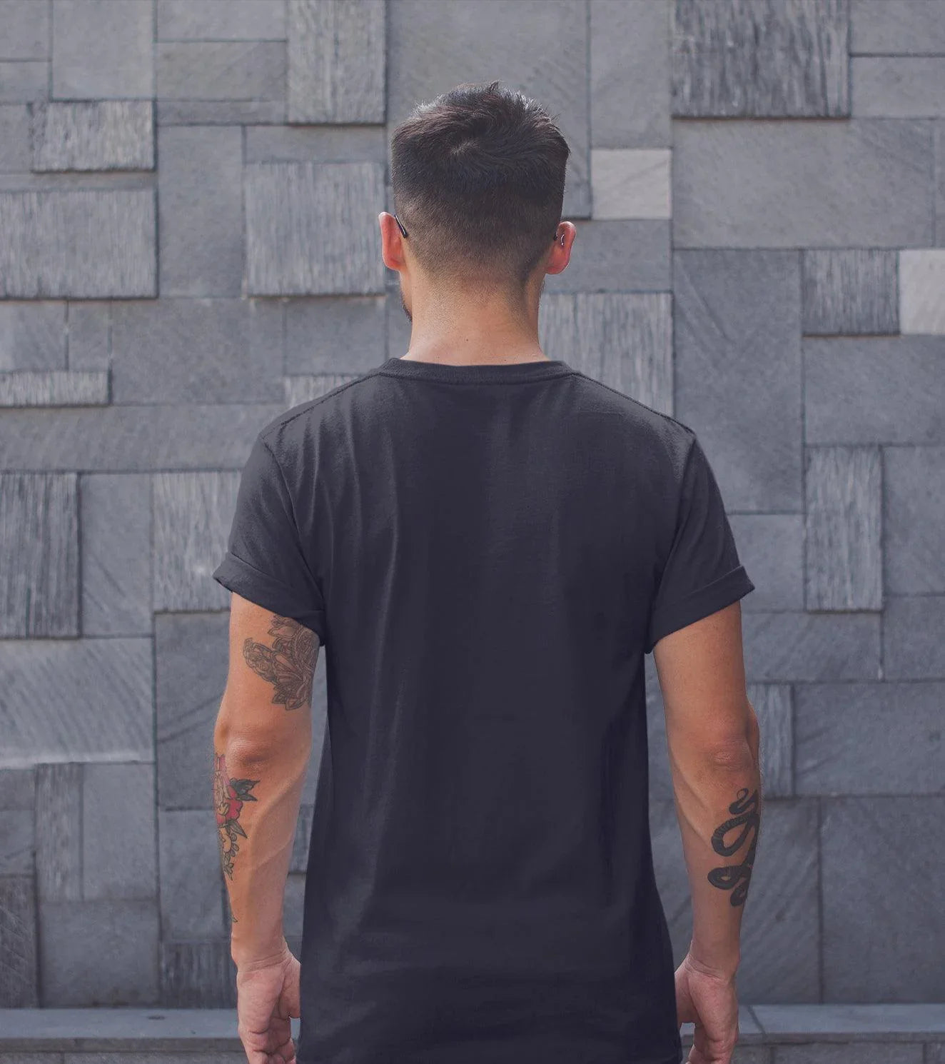 Men's "WOD" T-Shirt (Black) - wodarmour