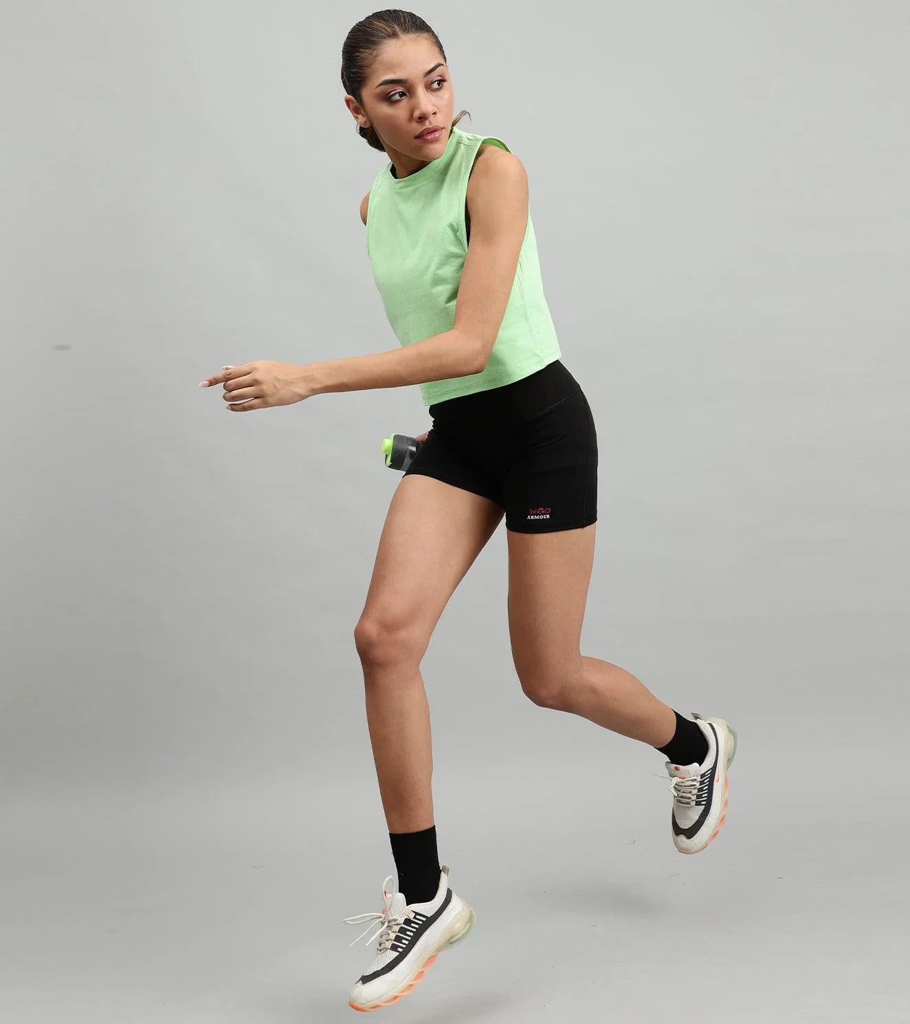 Women's crop muscle tank top Light green - wodarmour