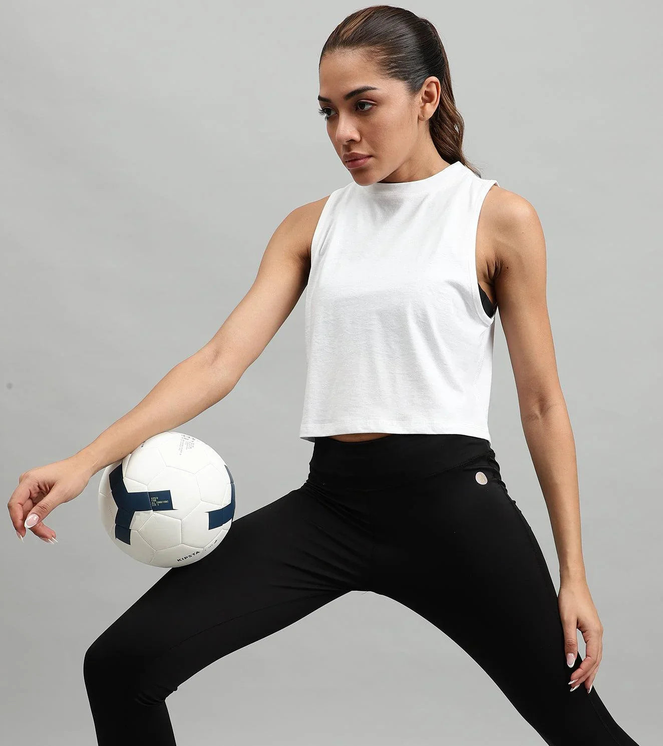 Women's crop muscle tank top White - wodarmour