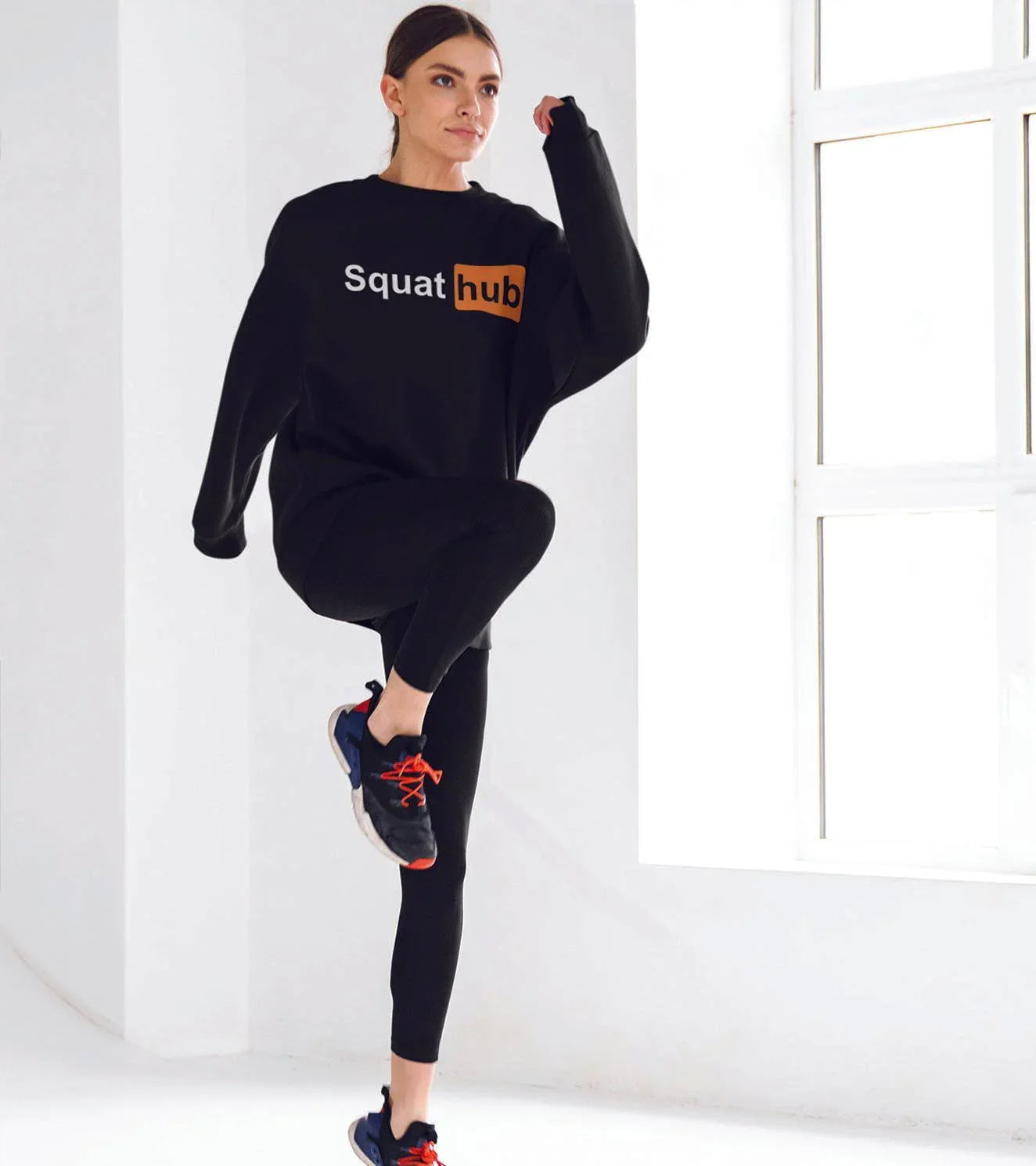 Women's Loose fit Squat hub Sweatshirt (Black) - wodarmour