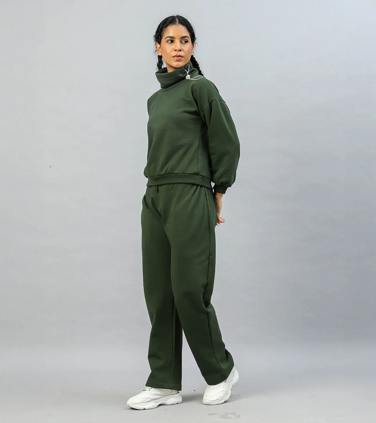 Women's High Neck sweat shirt