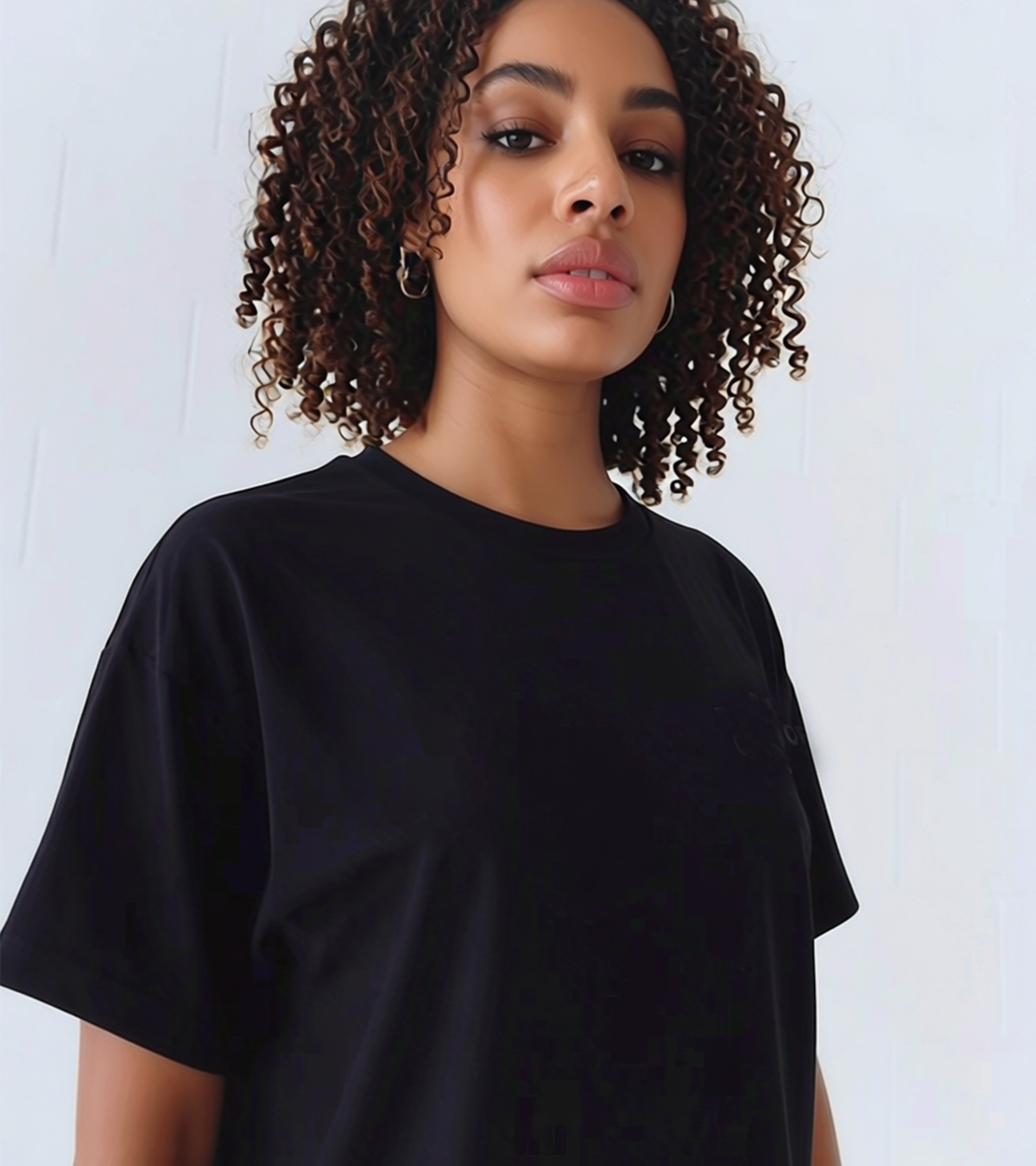 Women's TRAINING CLUB Oversized Tshirt – image 4