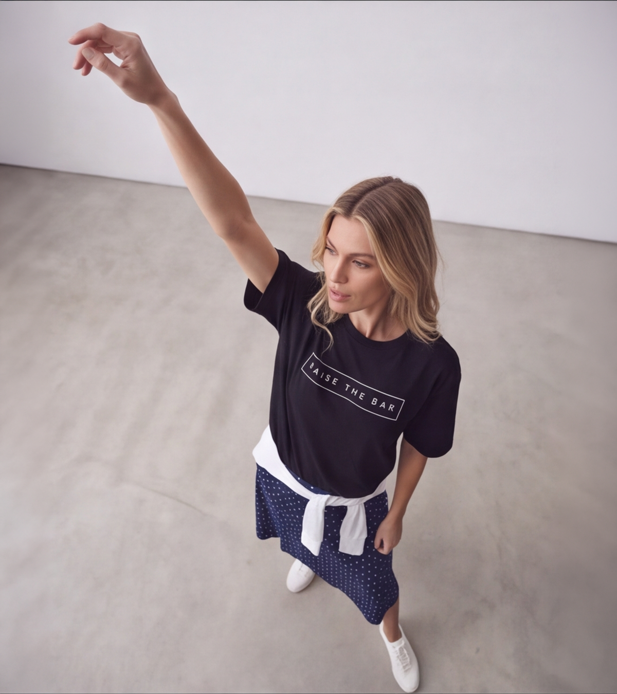 Women's RAISE THE BAR Oversized Tshirt – image 5