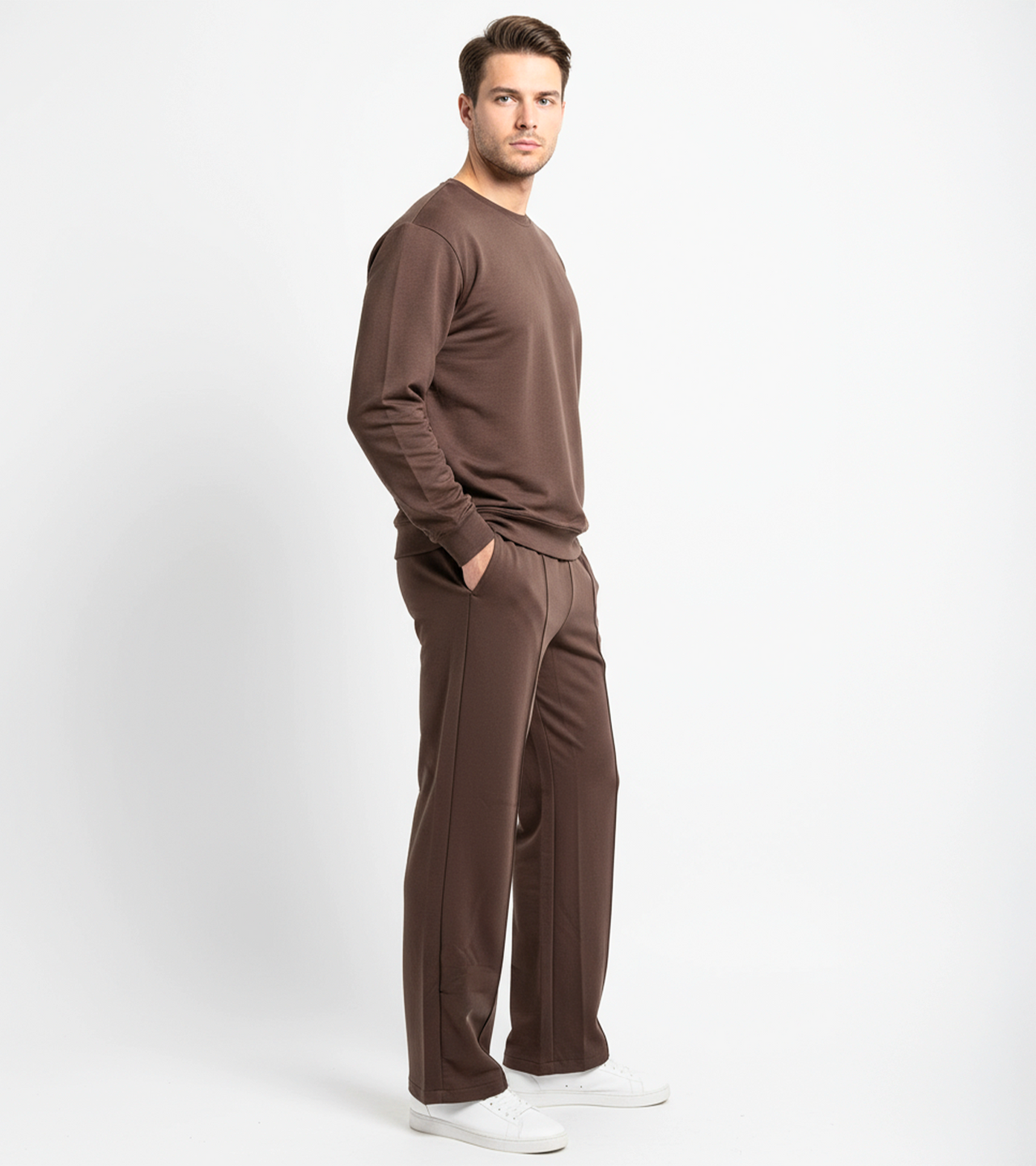 Menβs Essential Performance Sweatshirt β Chocolate Brown