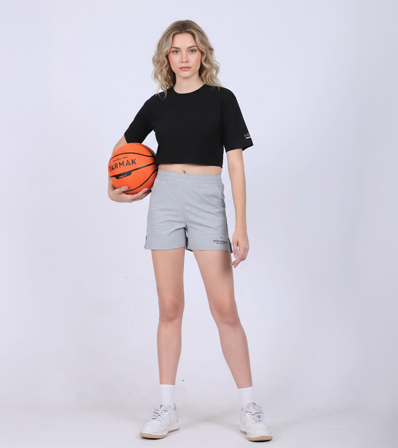 Womenβs Cropped Performance T-Shirt - Black