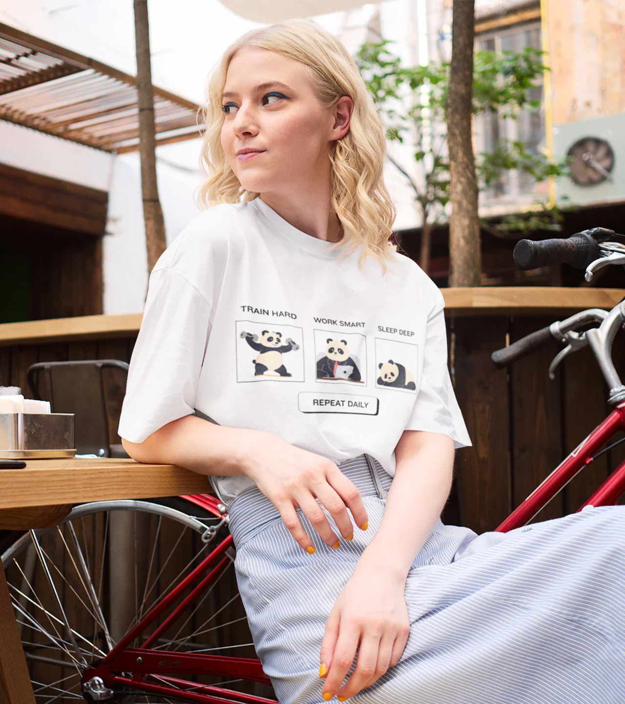 Women's Panda Graphic Oversized Tee