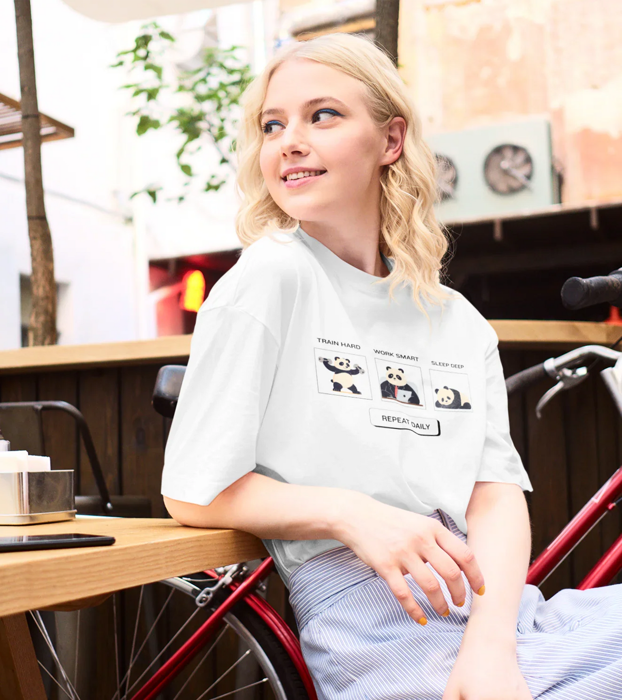 Women's Panda Graphic Oversized Tee