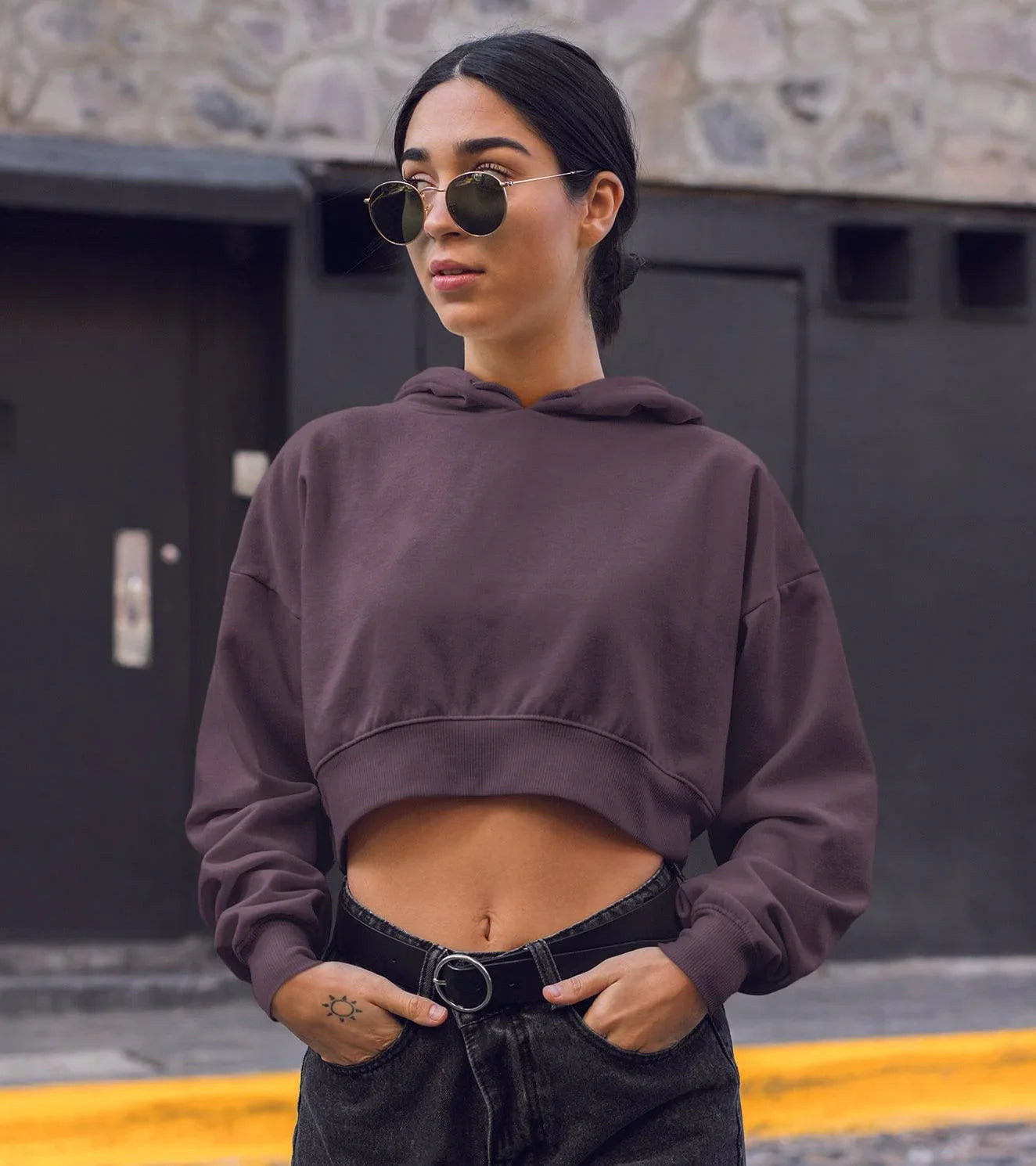 L Black Women's crop Hoodie1