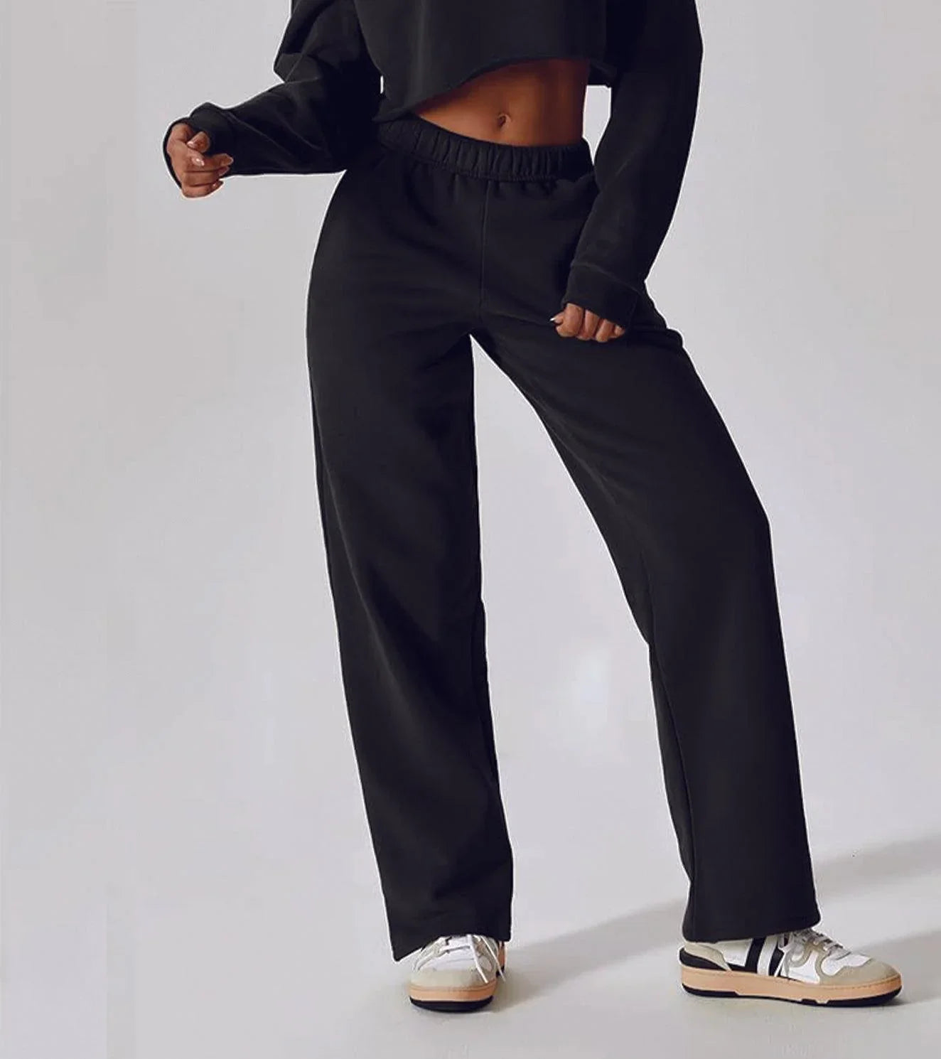 Women's straight fit track pants1