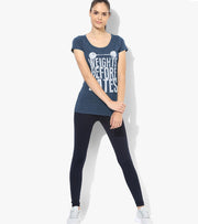 Women's "Weights before Dates" Graphic T-shirt - wodarmour
