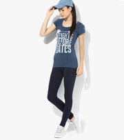 Women's "Weights before Dates" Graphic T-shirt - wodarmour