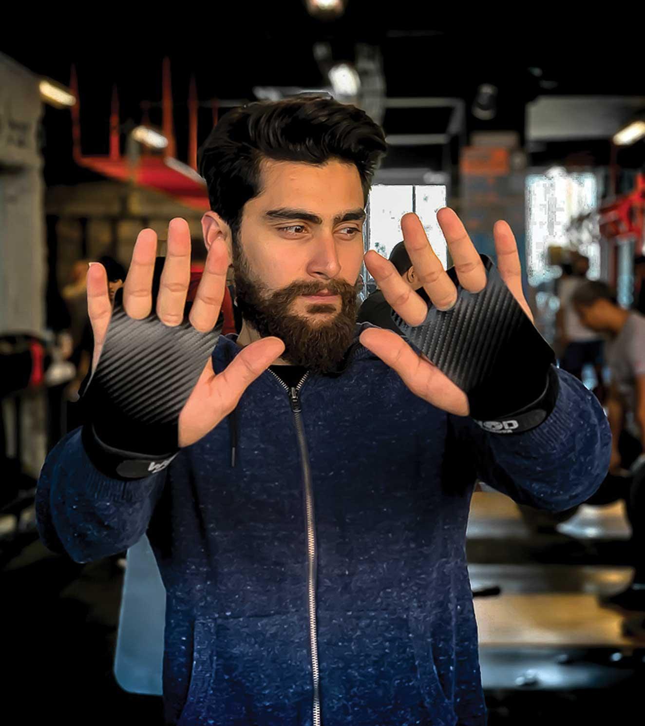 Carbon fibre gymnastic gloves - wodarmour
