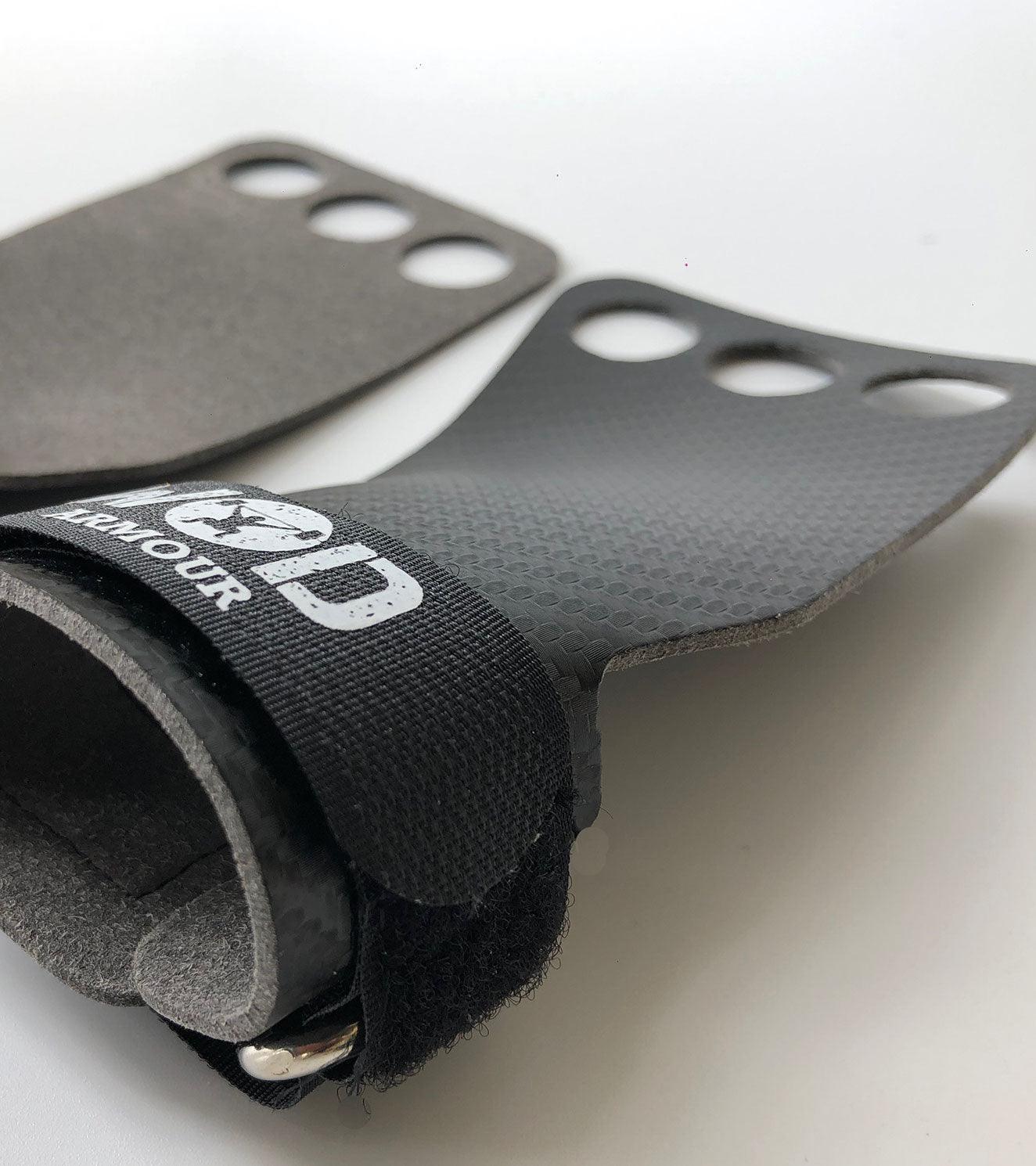 Carbon fibre gymnastic gloves - wodarmour