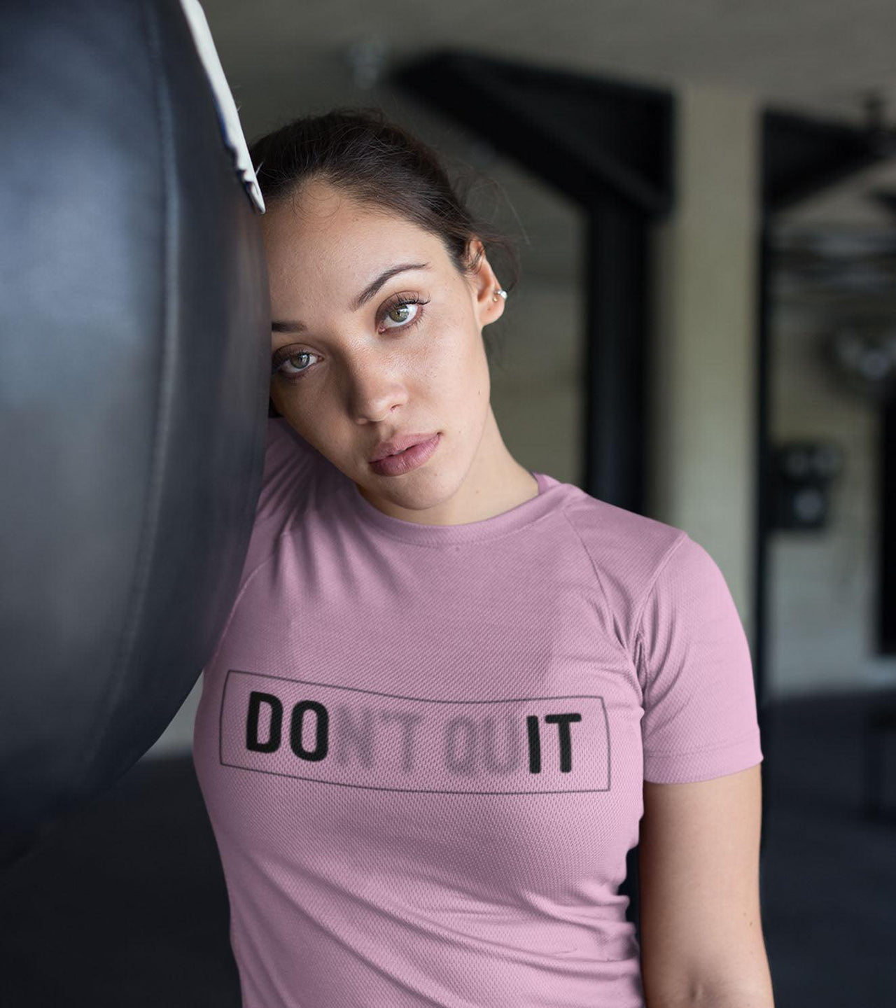 Women's DONT QUIT T-Shirt (Taffy Pink) - wodarmour