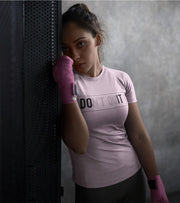 Women's DONT QUIT T-Shirt (Taffy Pink) - wodarmour