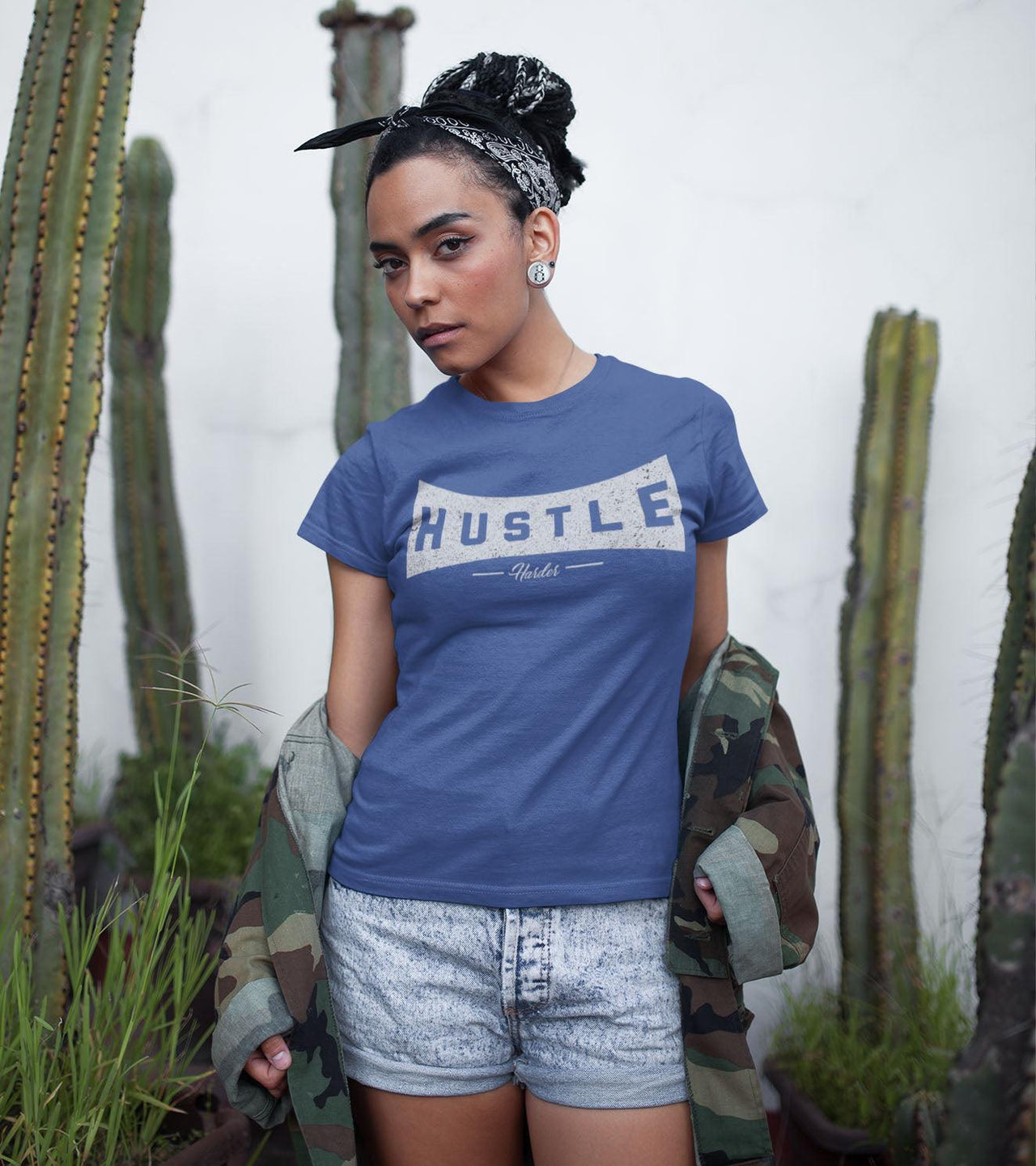 Women's Hustle harder T-shirt (Old Navy) - wodarmour
