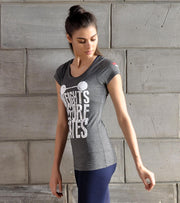Women's "Weights before Dates" Graphic T-shirt - wodarmour