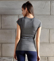 Women's "Weights before Dates" Graphic T-shirt - wodarmour
