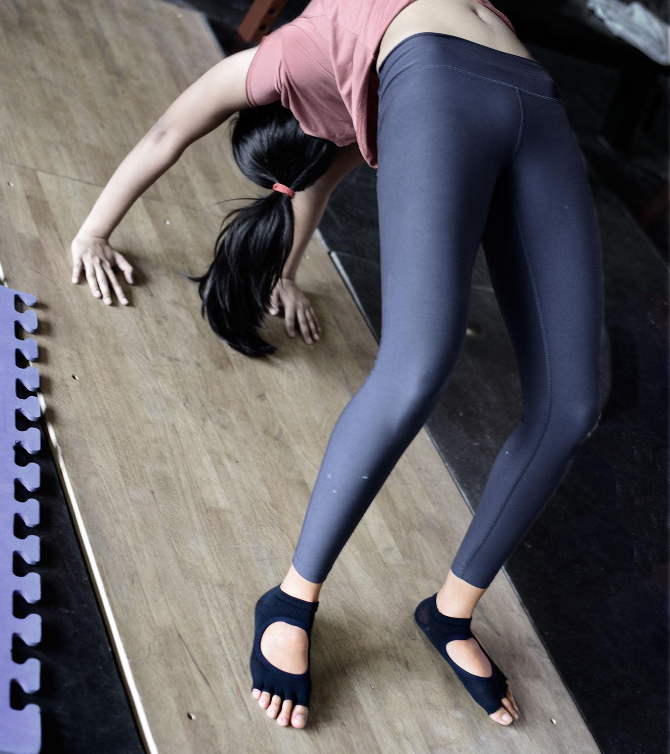 Yoga Socks - For Better Balance and Stability – wodarmour
